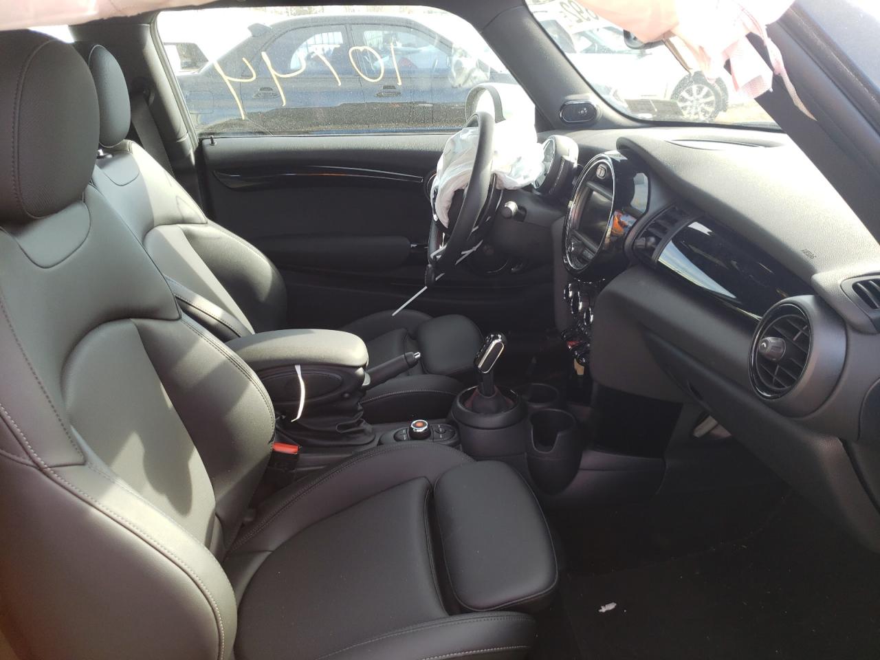Photo 5 from auction – 2021 MINI COOPER S with VIN WMWXR5C02M2N92876