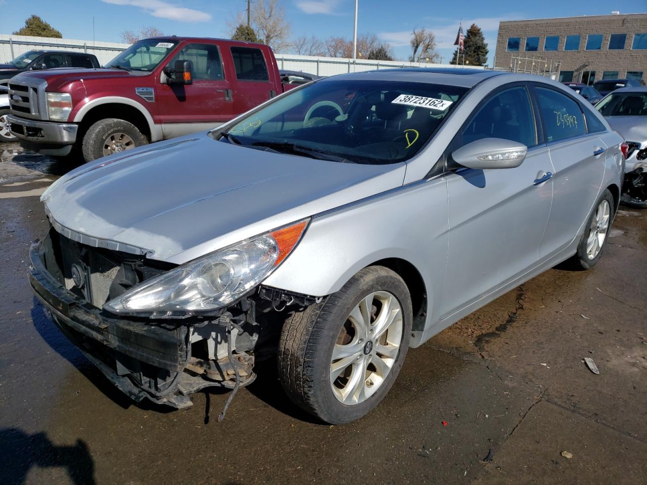 Photo 2 from auction – 2011 HYUNDAI SONATA SE with VIN 5NPEC4AC8BH062104
