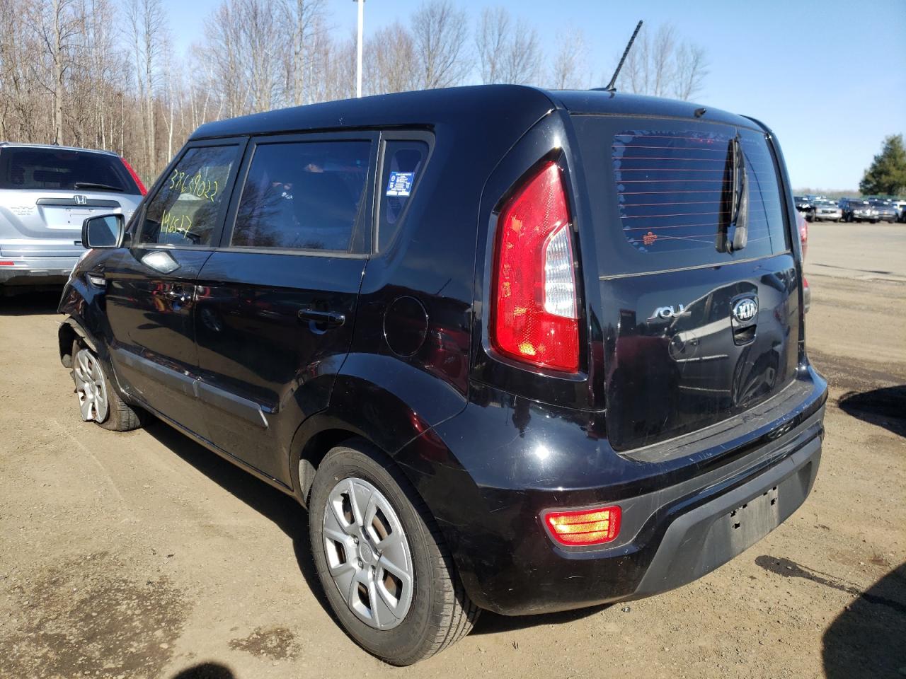 Photo 3 from auction – 2013 KIA SOUL with VIN KNDJT2A54D7750435