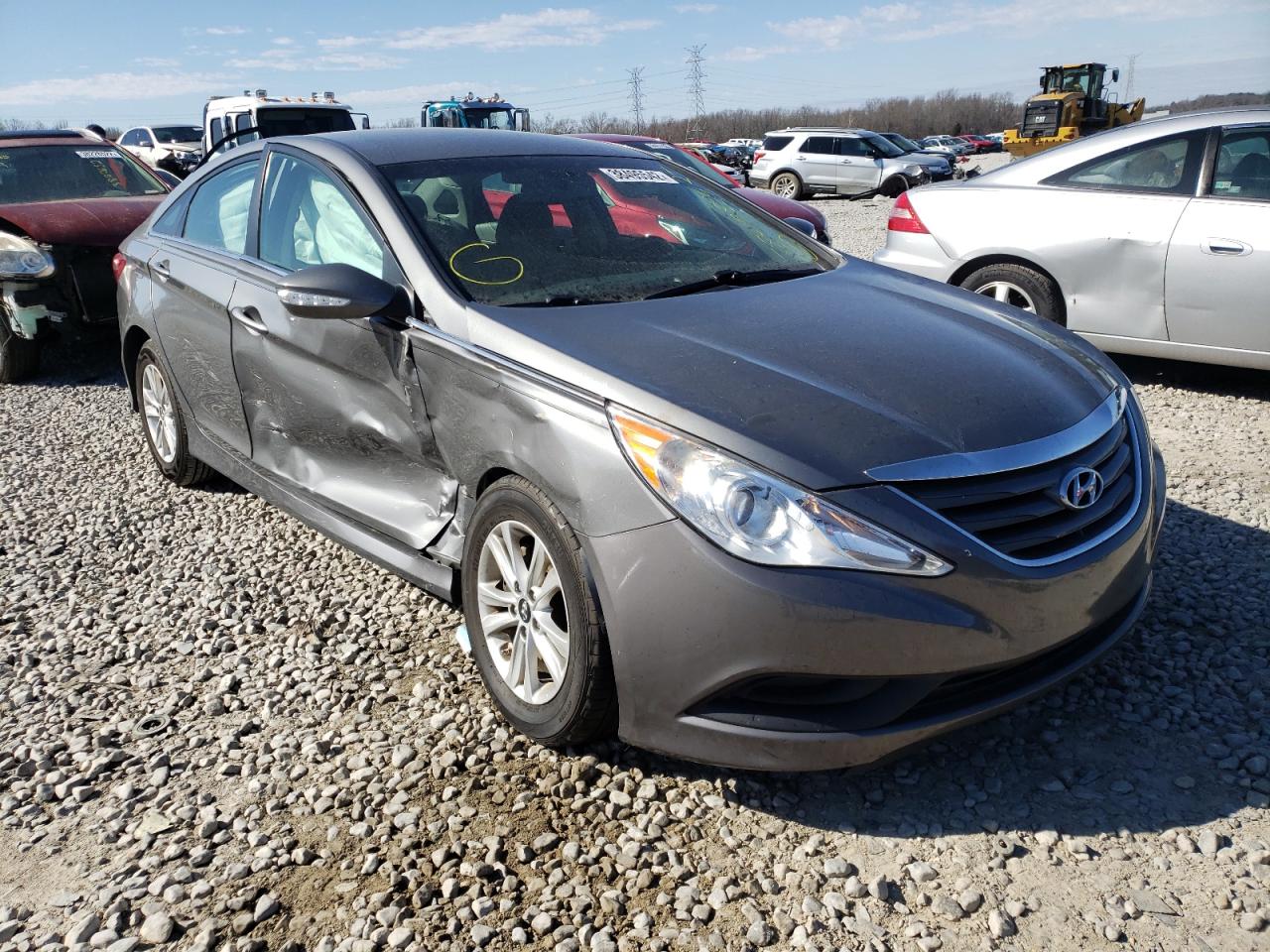 Photo 1 from auction – 2014 HYUNDAI SONATA GLS with VIN 5NPEB4AC4EH875320