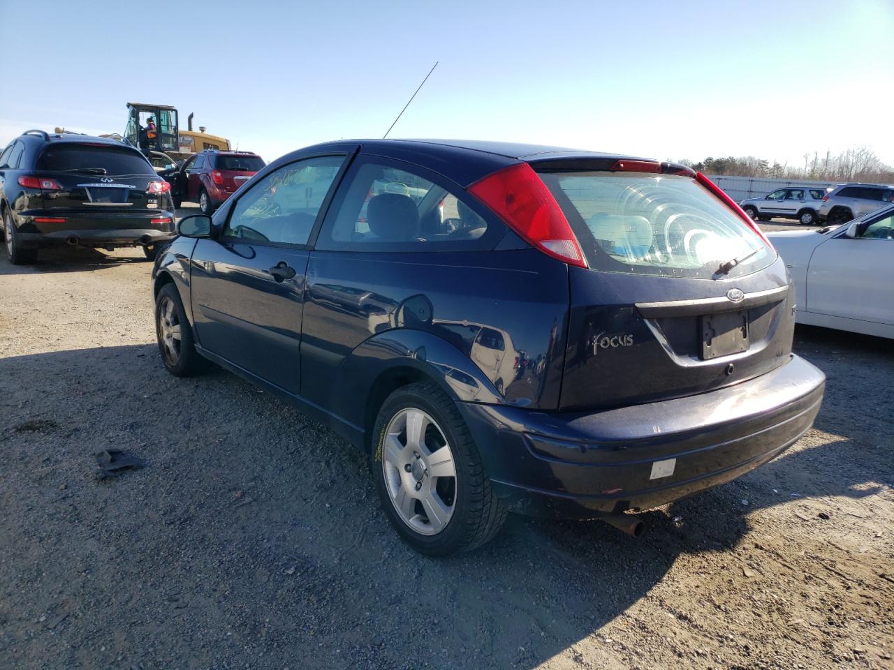 Photo 3 from auction – 2003 FORD FOCUS ZX3 with VIN 3FAFP31333R143664