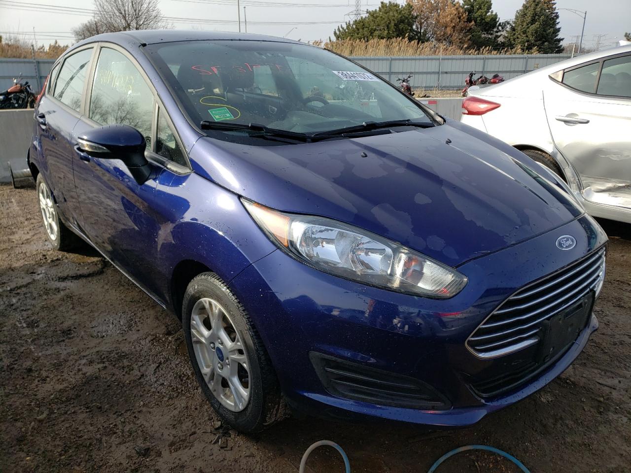 FORD FIESTA SE 2016 with VIN 3FADP4EJ4GM173670 - Photo from auction