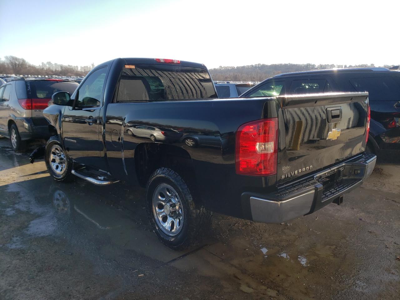 Photo 3 from auction – 2010 CHEVROLET SILVERADO with VIN 1GCPCPEX9AZ276467