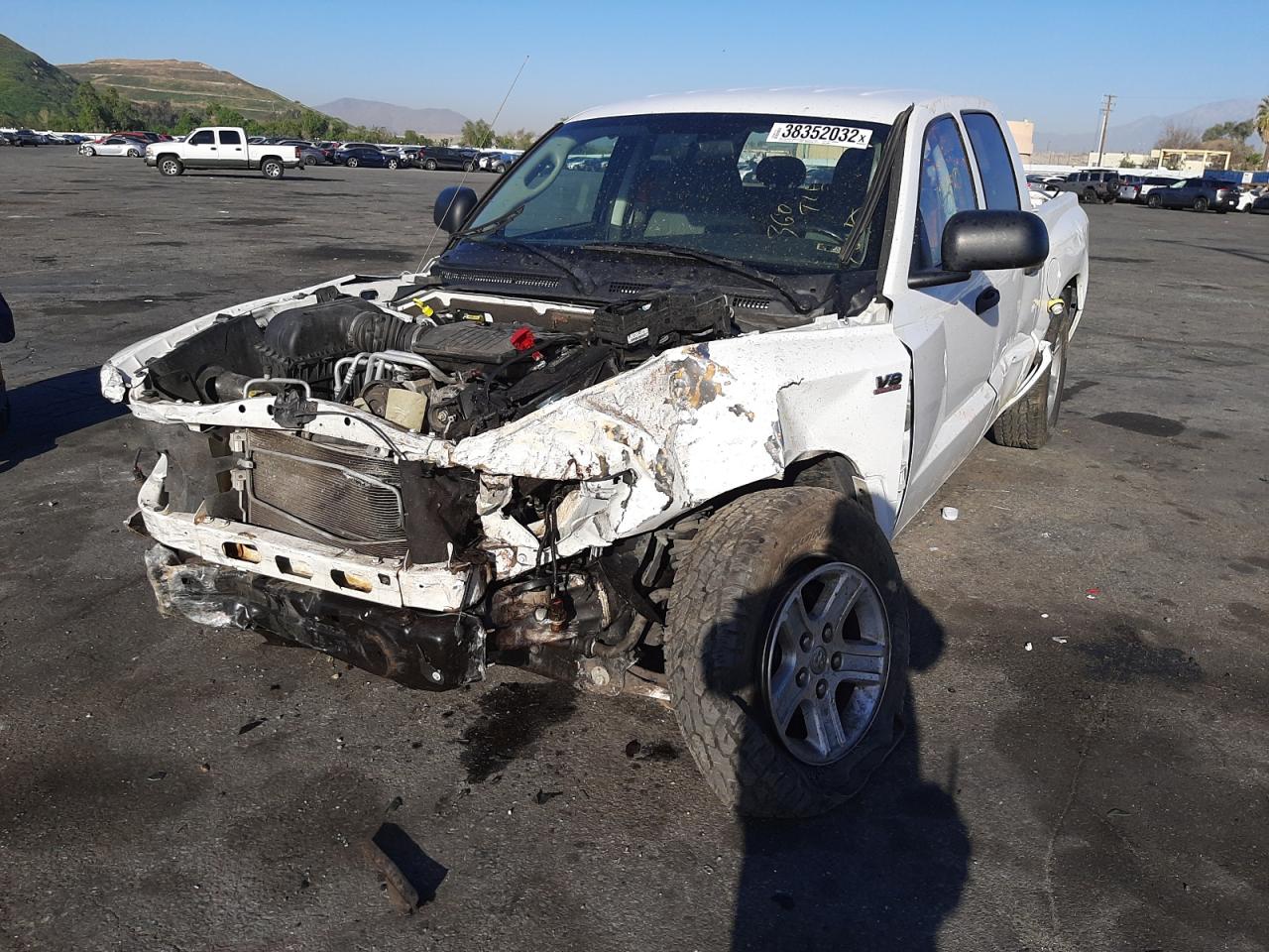 Photo 2 from auction – 2011 DODGE DAKOTA SLT with VIN 1D7RE3GP3BS633697