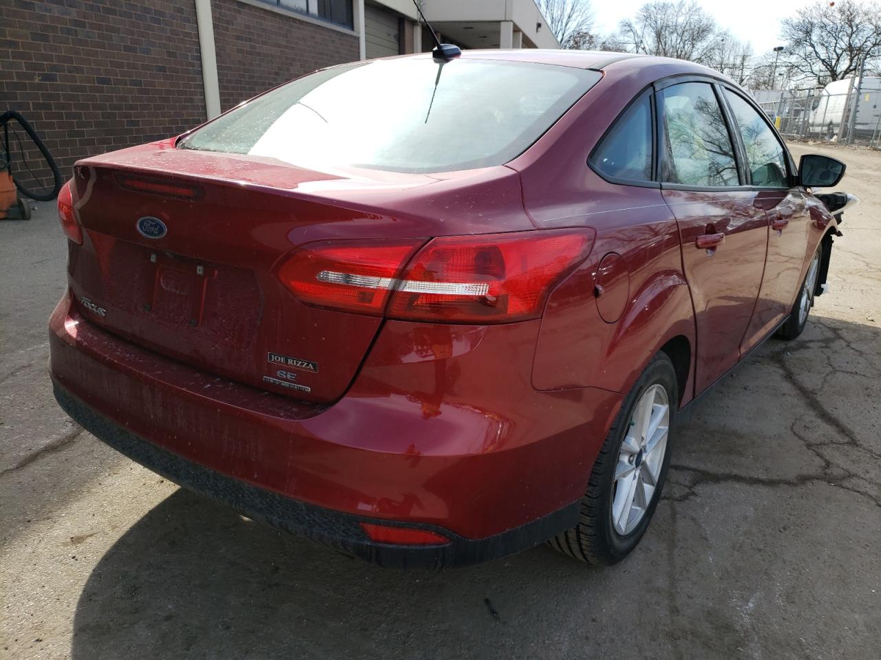 Photo 4 from auction – 2016 FORD FOCUS SE with VIN 1FADP3F25GL335809