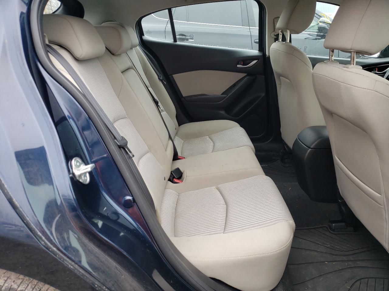 Photo 6 from auction – 2014 MAZDA 3 TOURING with VIN JM1BM1L79E1212232