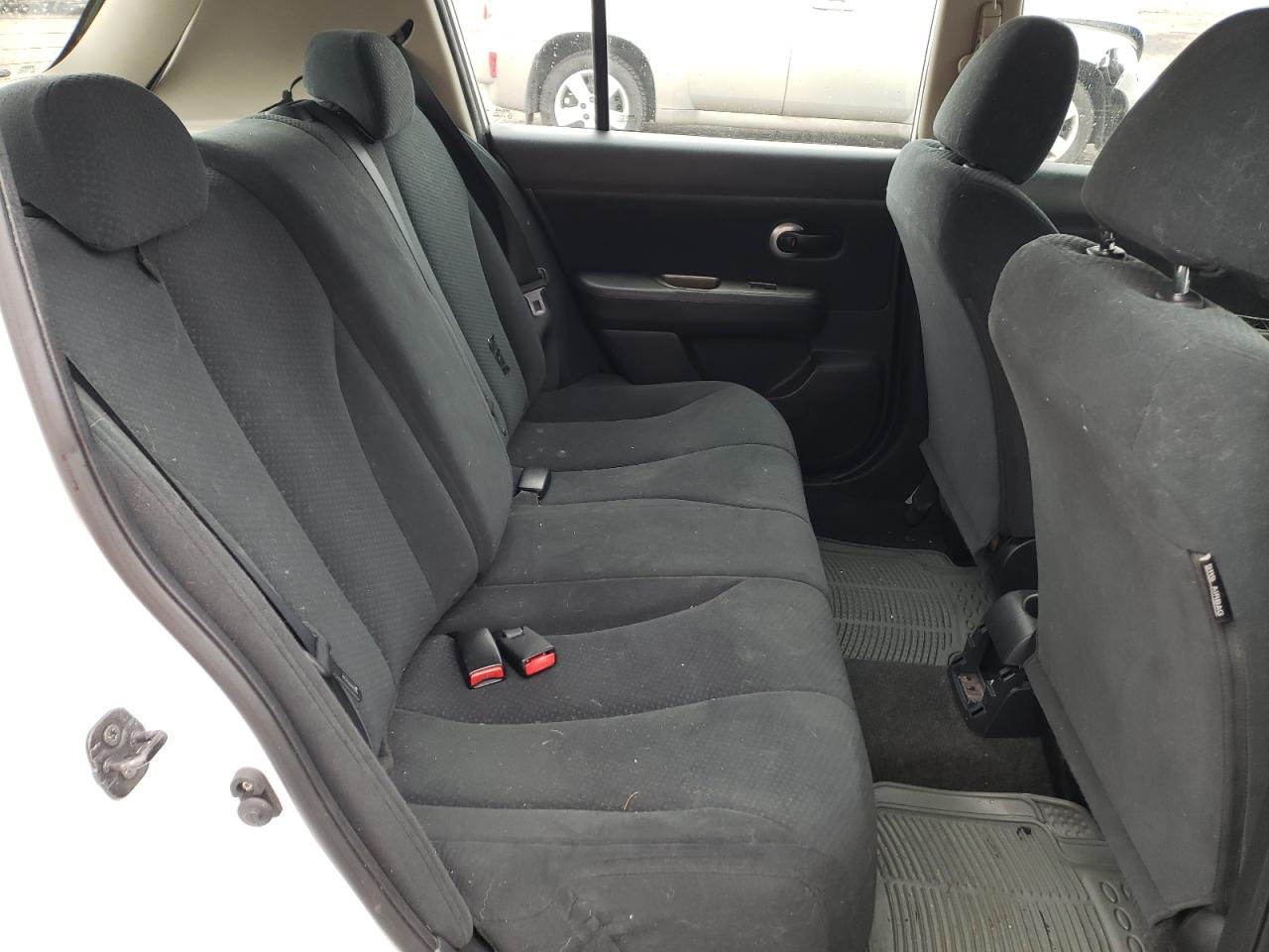 Photo 6 from auction – 2010 NISSAN VERSA S with VIN 3N1BC1CP5AL364694