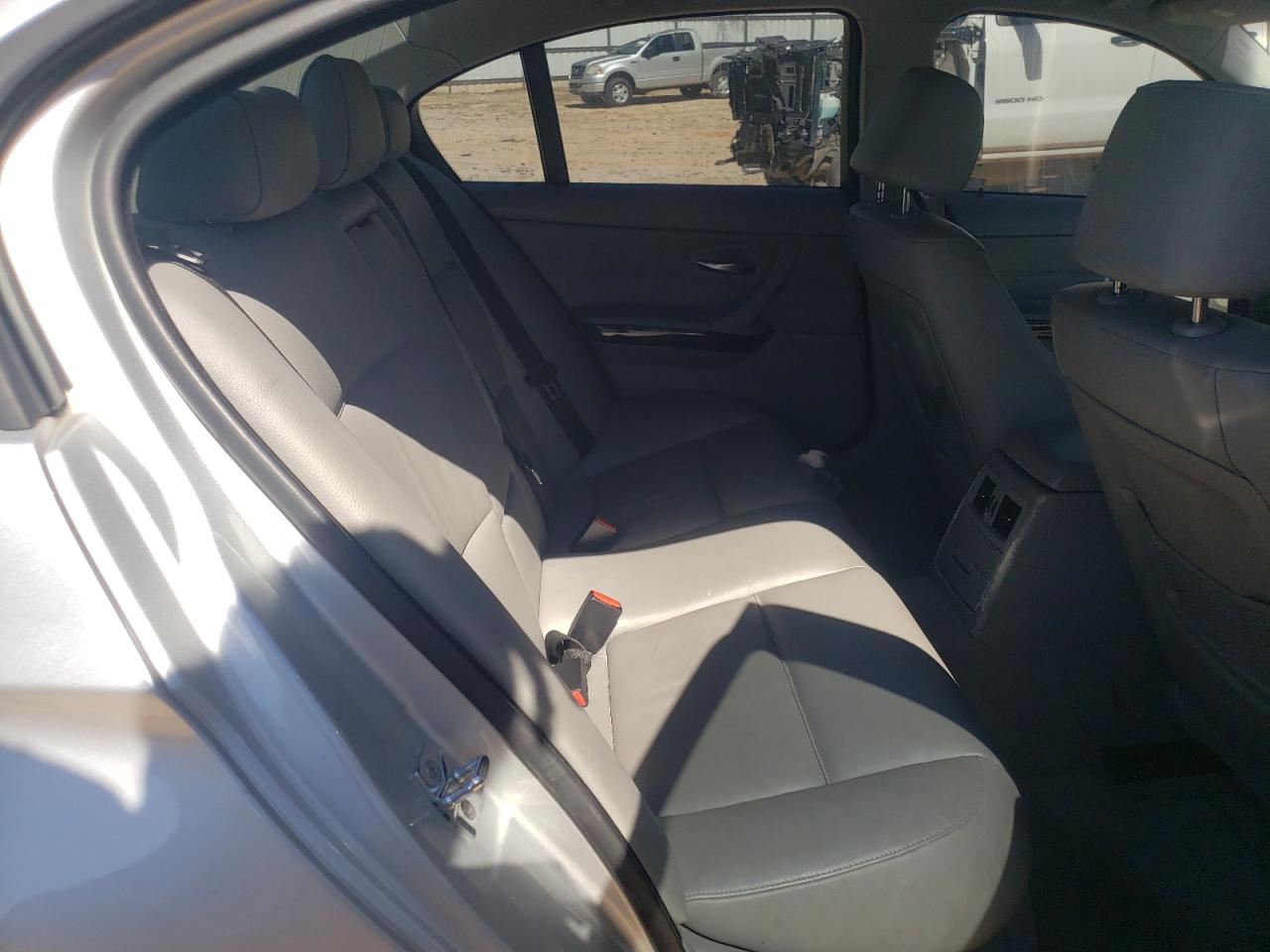 Photo 6 from auction – 2008 BMW 328 I with VIN WBAVA33558KX88265