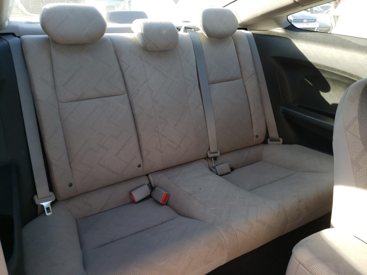 Photo 6 from auction – 2012 HONDA CIVIC LX with VIN 2HGFG3B50CH532737