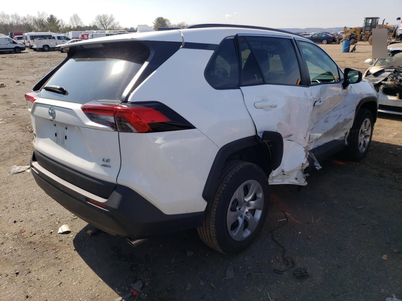 Photo 4 from auction – 2021 TOYOTA RAV4 LE with VIN 2T3F1RFV3MC143039