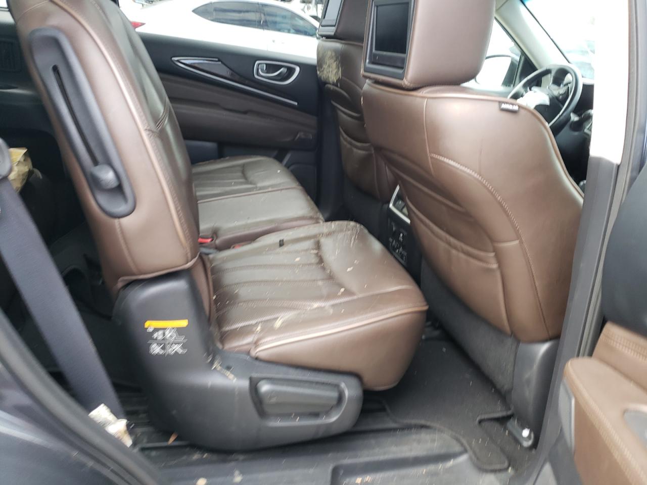 Photo 6 from auction – 2013 INFINITI JX35 with VIN 5N1AL0MM3DC303752