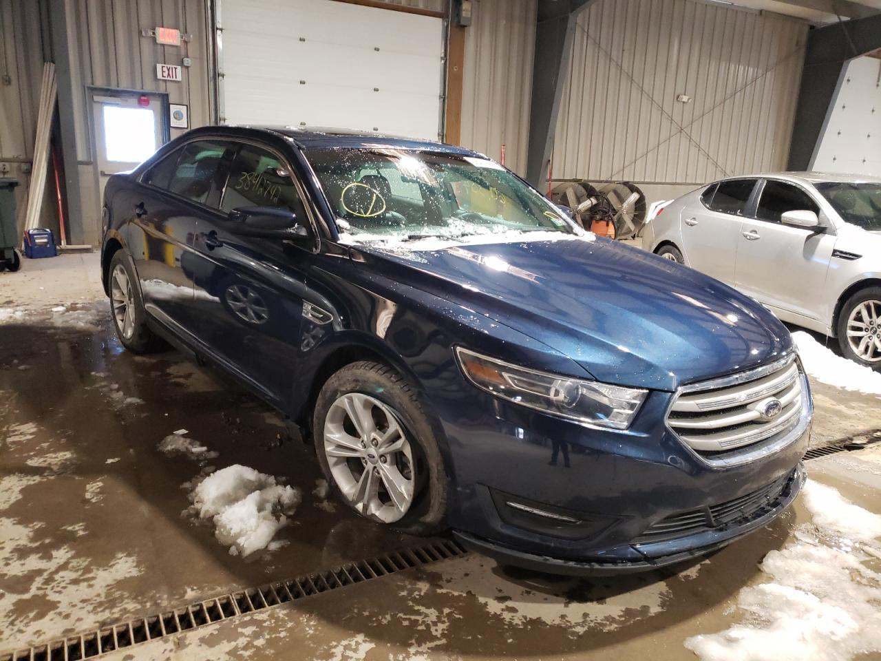 FORD TAURUS SEL 2017 with VIN 1FAHP2H82HG112487 - Photo from auction