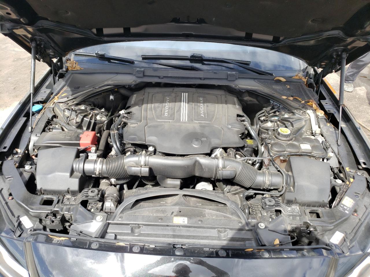 Photo 7 from auction – 2017 JAGUAR XF PREMIUM with VIN SAJBD4BV7HCY35408
