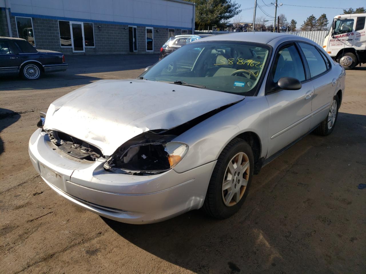 Photo 2 from auction – 2006 FORD TAURUS SE with VIN 1FAFP53U96A105940