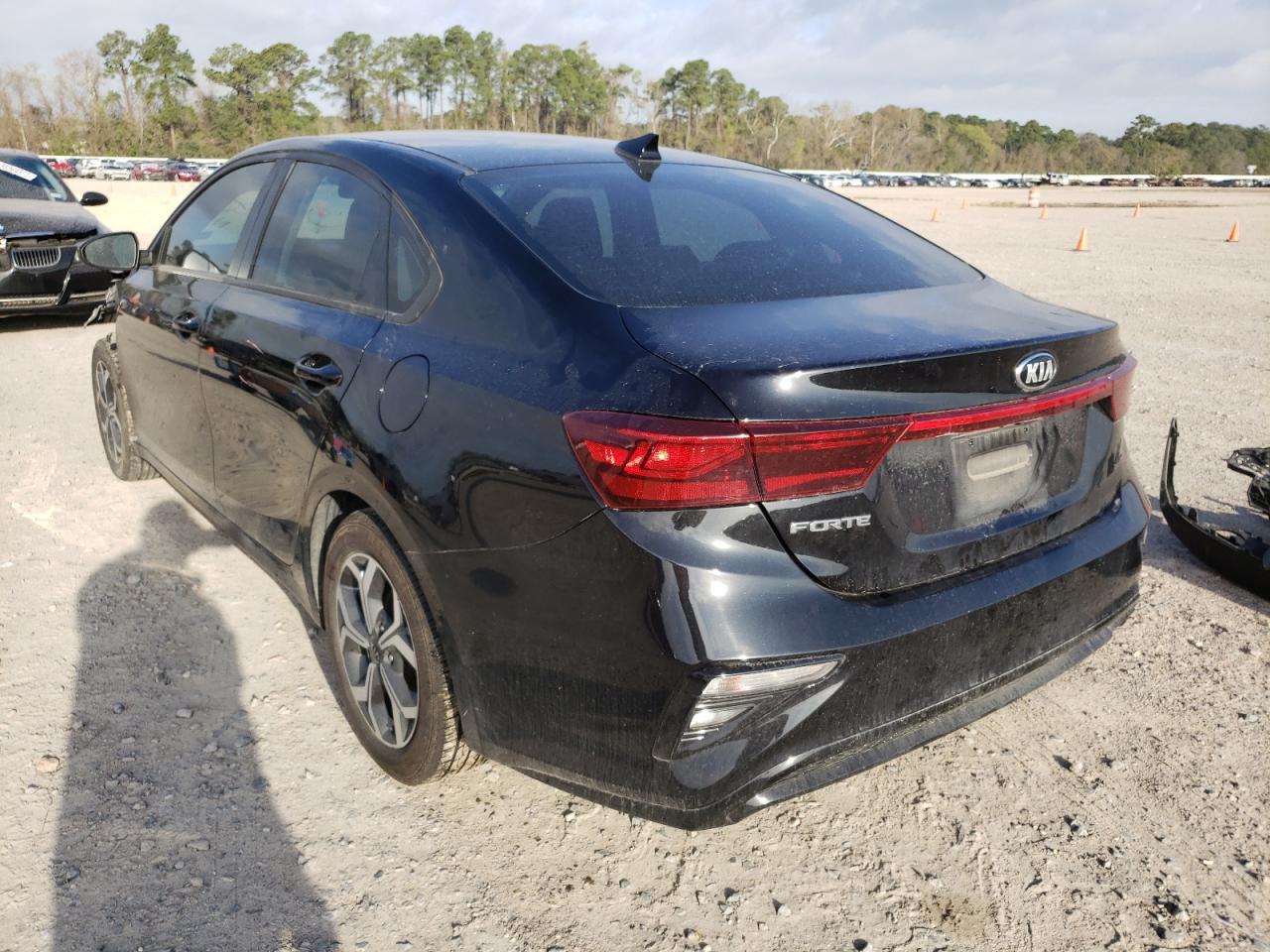 Photo 3 from auction – 2019 KIA FORTE FE with VIN 3KPF24AD6KE007218
