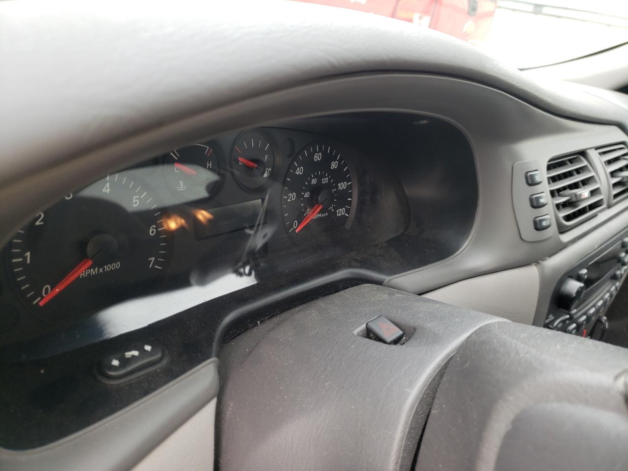 Photo 8 from auction – 2004 FORD TAURUS SES with VIN 1FAFP55S24A158603