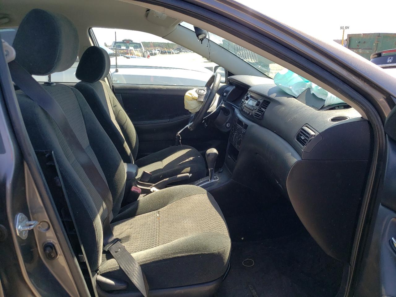 Photo 5 from auction – 2006 TOYOTA COROLLA CE with VIN 1NXBR32E76Z695339