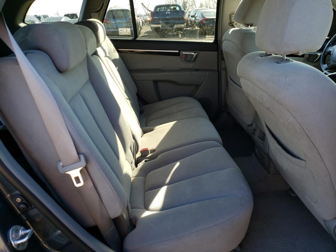 Photo 6 from auction – 2008 HYUNDAI SANTA FE G with VIN 5NMSG13D28H181980