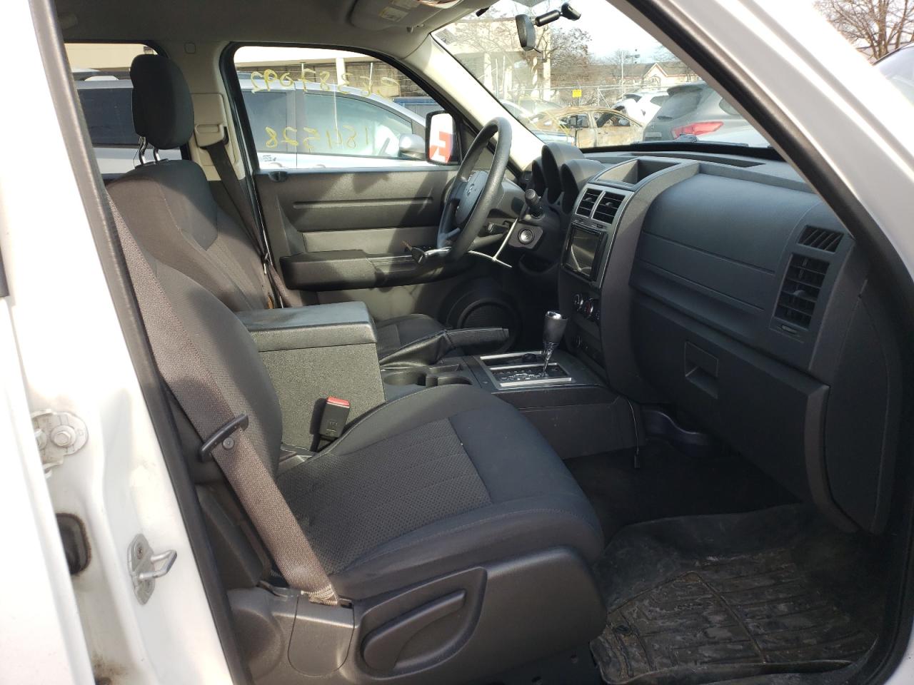 Photo 5 from auction – 2011 DODGE NITRO HEAT with VIN 1D4PU4GK2BW598502