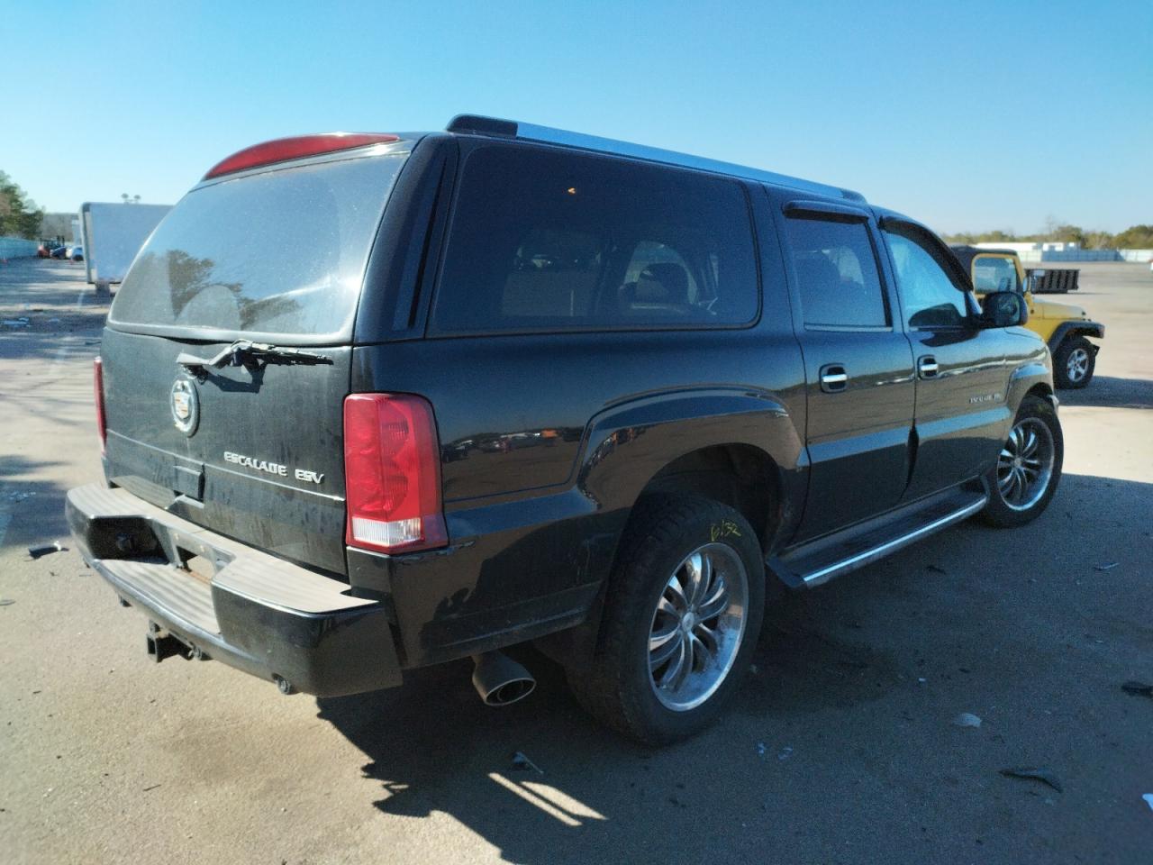 Photo 4 from auction – 2004 CADILLAC ESCALADE with VIN 3GYFK66N74G194936