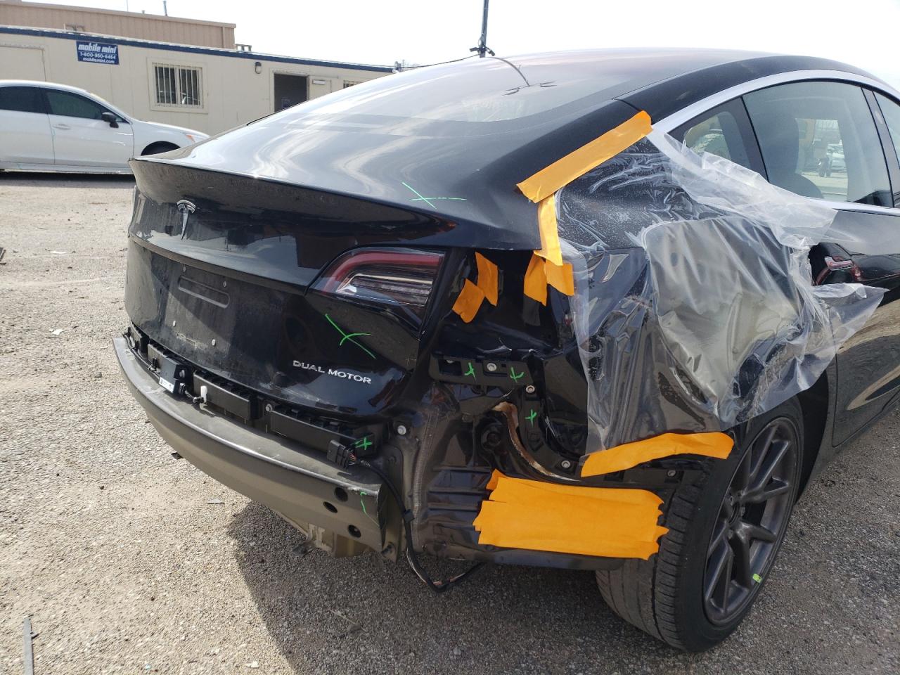 Photo 9 from auction – 2018 TESLA MODEL 3 with VIN 5YJ3E1EB6JF127580