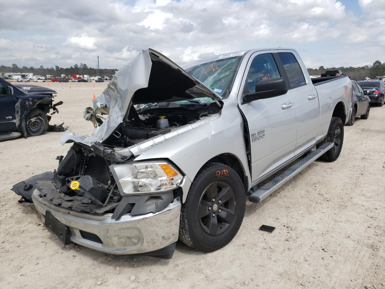 Photo 2 from auction – 2017 RAM 1500 SLT with VIN 1C6RR6GG3HS707829