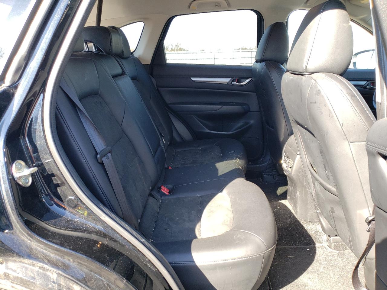 Photo 6 from auction – 2019 MAZDA CX-5 TOURI with VIN JM3KFBCM0K0541559