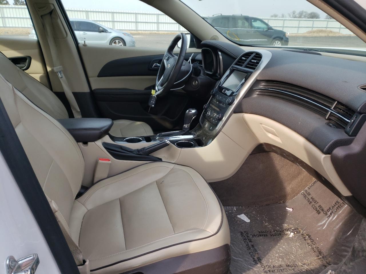 Photo 5 from auction – 2015 CHEVROLET MALIBU 2LT with VIN 1G11D5SL5FF182497