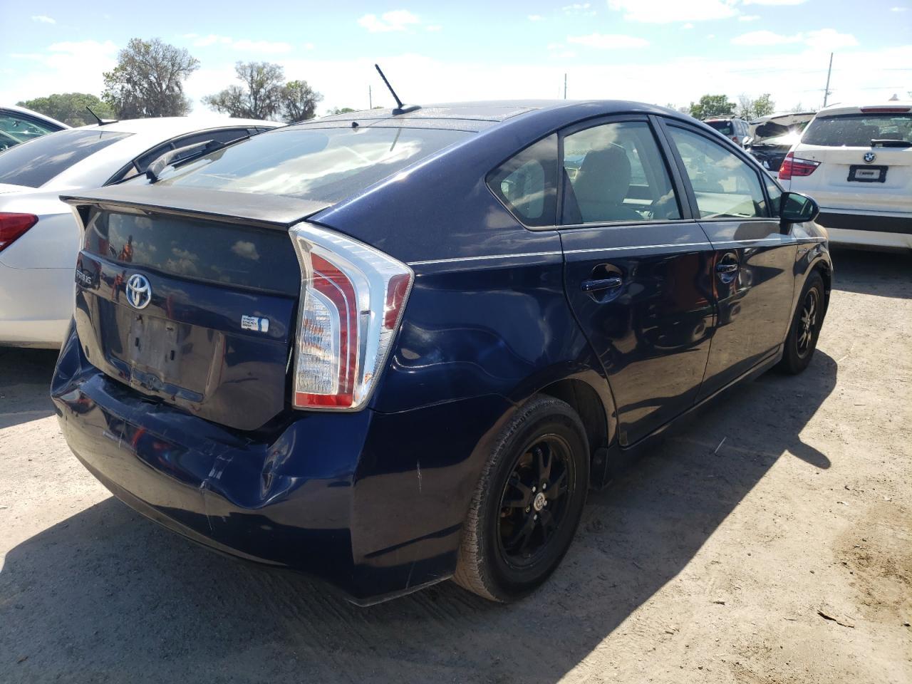 Photo 4 from auction – 2012 TOYOTA PRIUS with VIN JTDKN3DU7C1521501