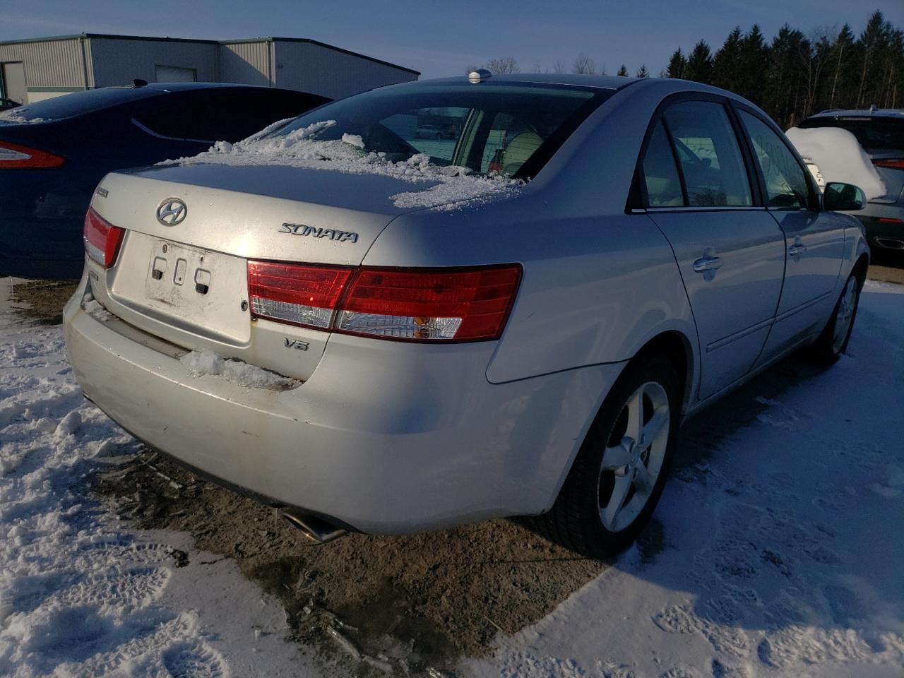 Photo 4 from auction – 2007 HYUNDAI SONATA with VIN 5NPEU46F07H243253