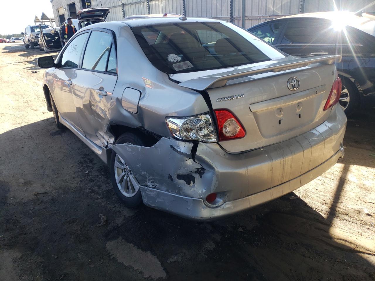 Photo 3 from auction – 2010 TOYOTA COROLLA with VIN 2T1BU4EE2AC448885