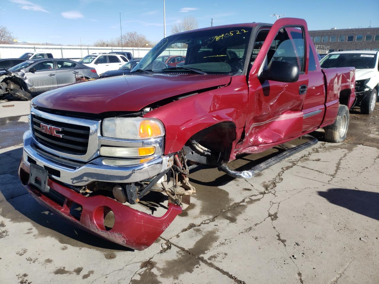 Photo 2 from auction – 2004 GMC NEW SIERRA with VIN 2GTEK19T041287241