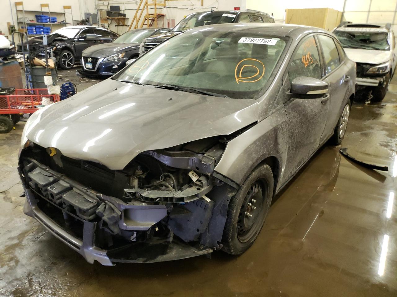 Photo 2 from auction – 2013 FORD FOCUS SE with VIN 1FADP3F23DL353897