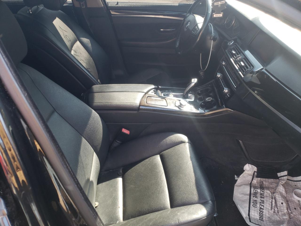 Photo 5 from auction – 2011 BMW 535 XI with VIN WBAFU7C52BC876064