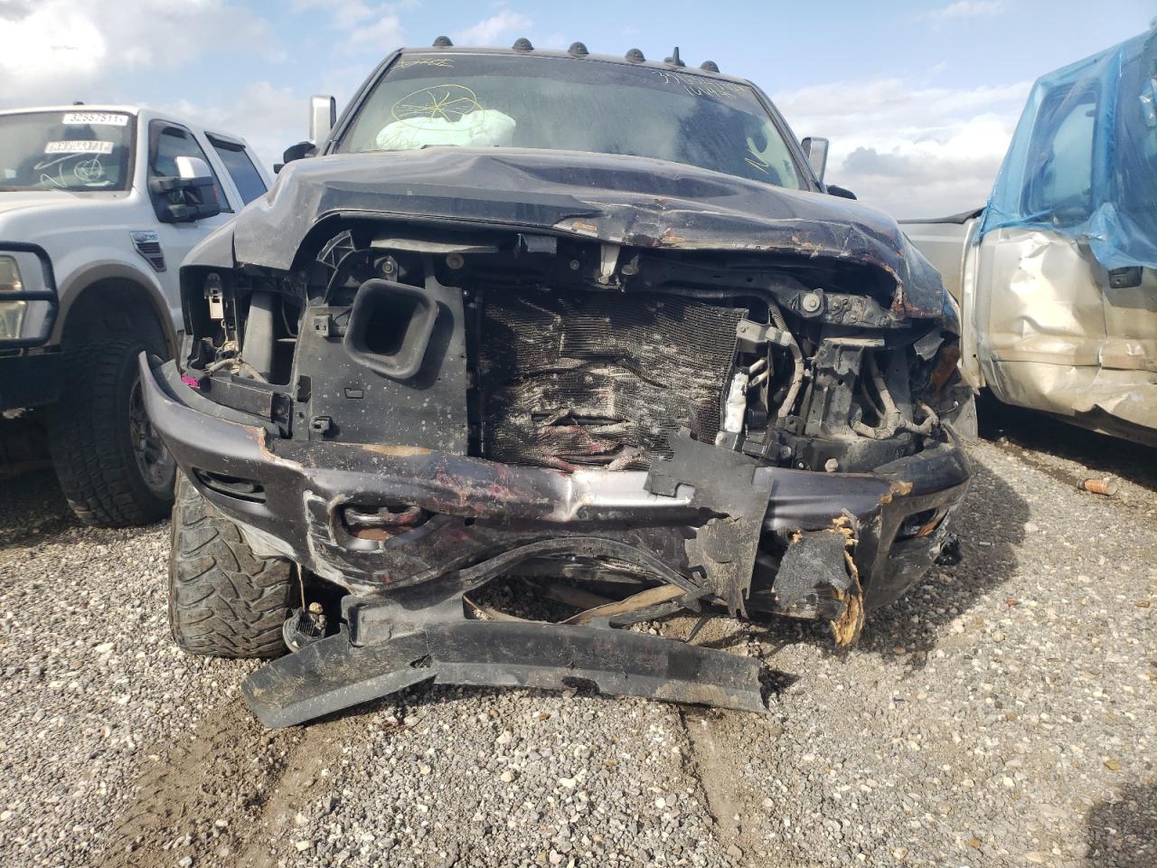 Photo 9 from auction – 2016 RAM 2500 LARAM with VIN 3C6UR5FL1GG166448