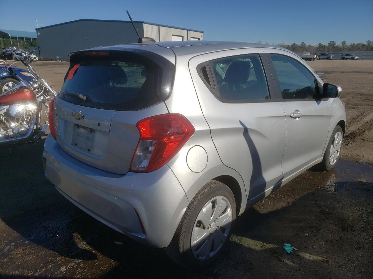 Photo 4 from auction – 2018 CHEVROLET SPARK LS with VIN KL8CB6SA3JC422627