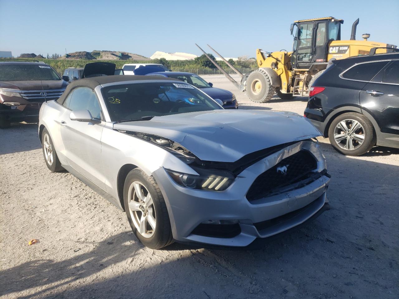FORD MUSTANG 2015 with VIN 1FATP8EM1F5356218 - Photo from auction