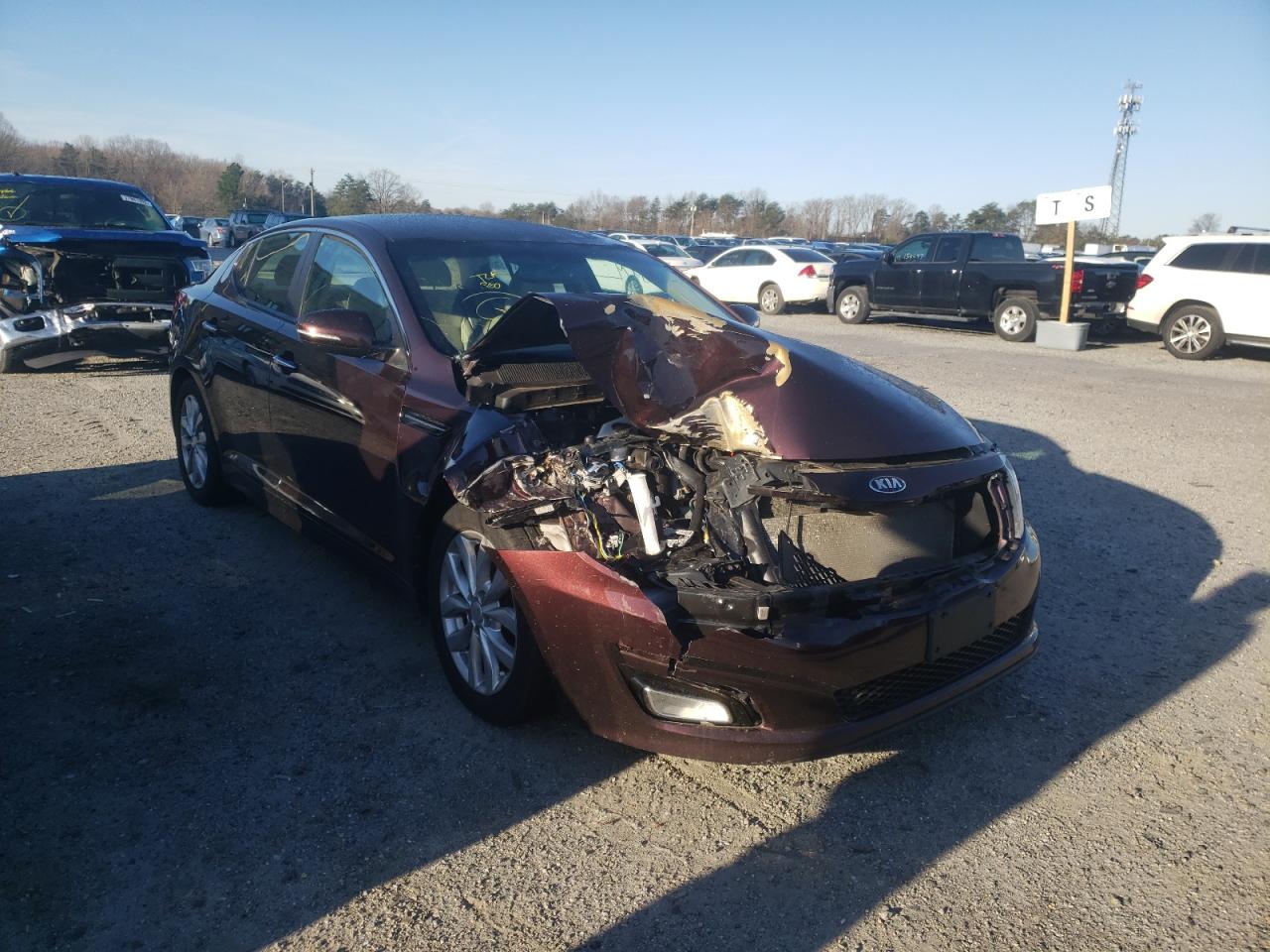 KIA OPTIMA EX 2014 with VIN 5XXGN4A72EG335379 - Photo from auction