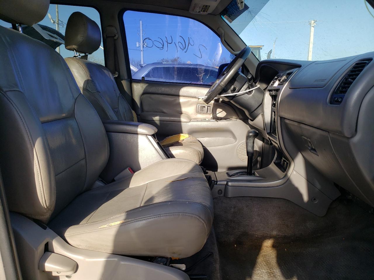 Photo 5 from auction – 2002 TOYOTA 4RUNNER SR with VIN JT3GN86R520256310