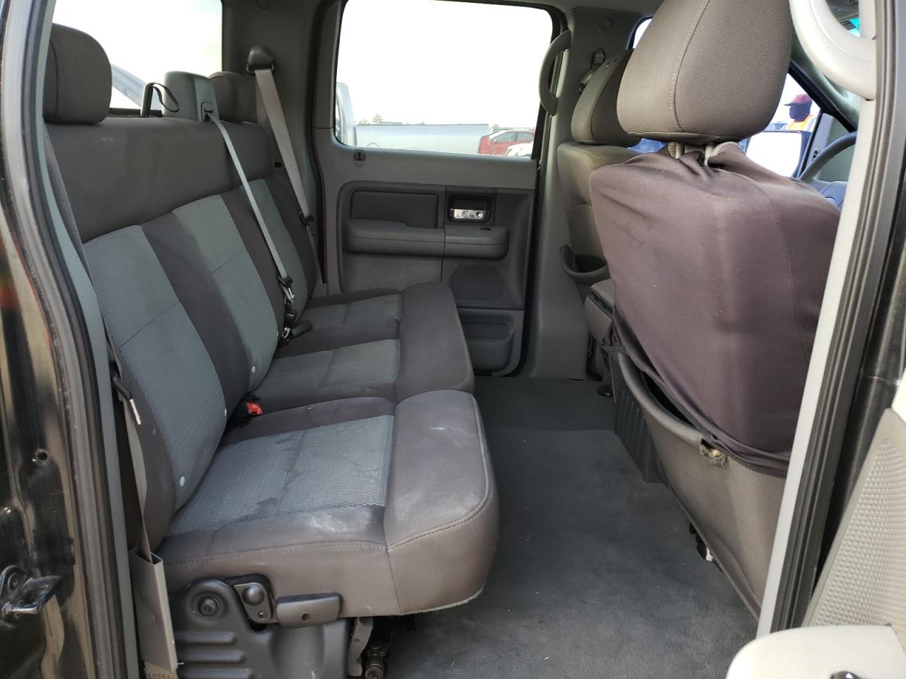 Photo 6 from auction – 2004 FORD F150 SUPER with VIN 1FTRW12WX4KC90352