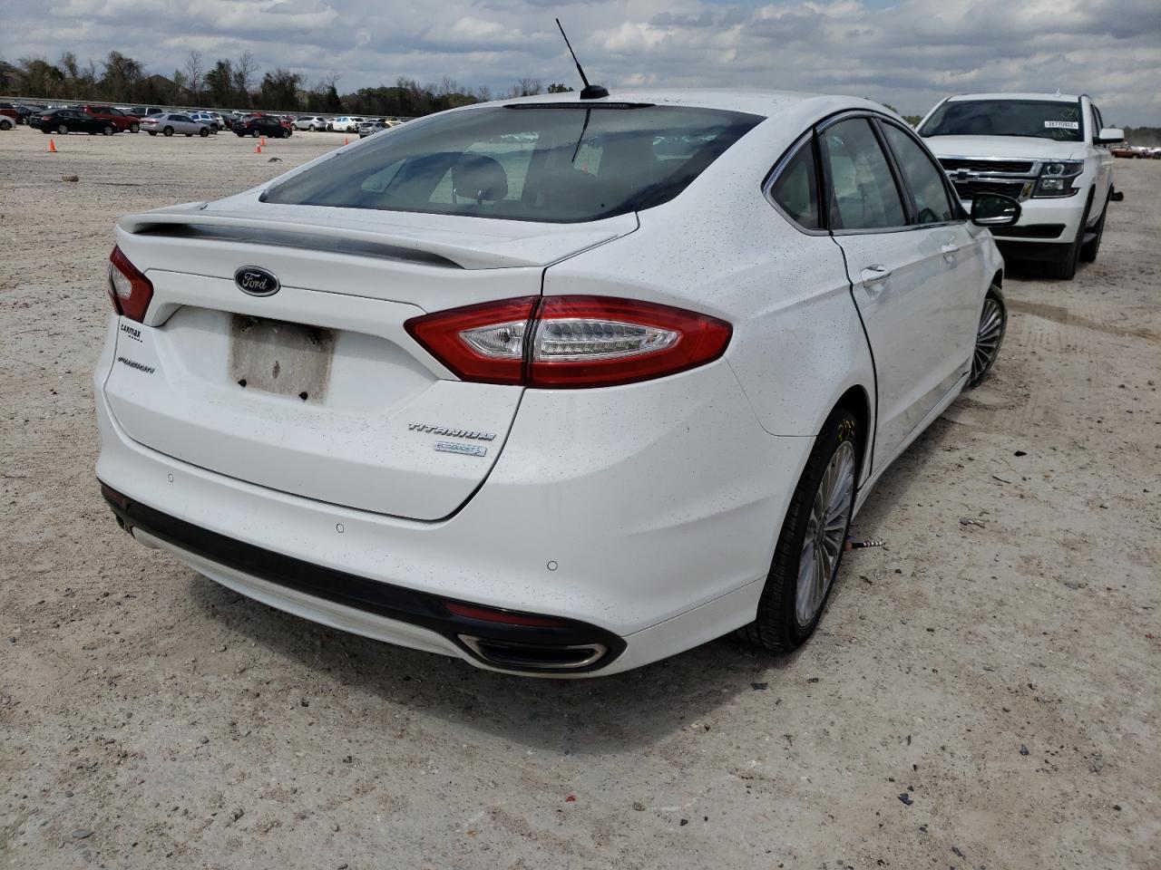 Photo 4 from auction – 2015 FORD FUSION TIT with VIN 3FA6P0K92FR132449