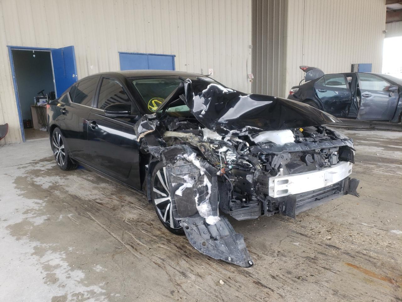 NISSAN ALTIMA SR 2019 with VIN 1N4BL4CV1KC189800 - Photo from auction