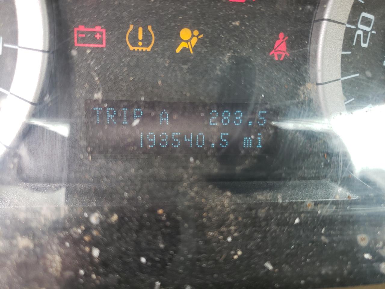 Photo 8 from auction – 2011 FORD ESCAPE XLT with VIN 1FMCU0DG0BKC05541