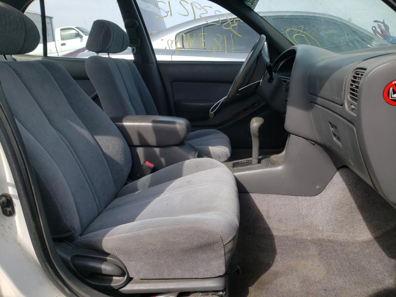 Photo 5 from auction – 1996 TOYOTA CAMRY LE with VIN 4T1BF12K7TU871336