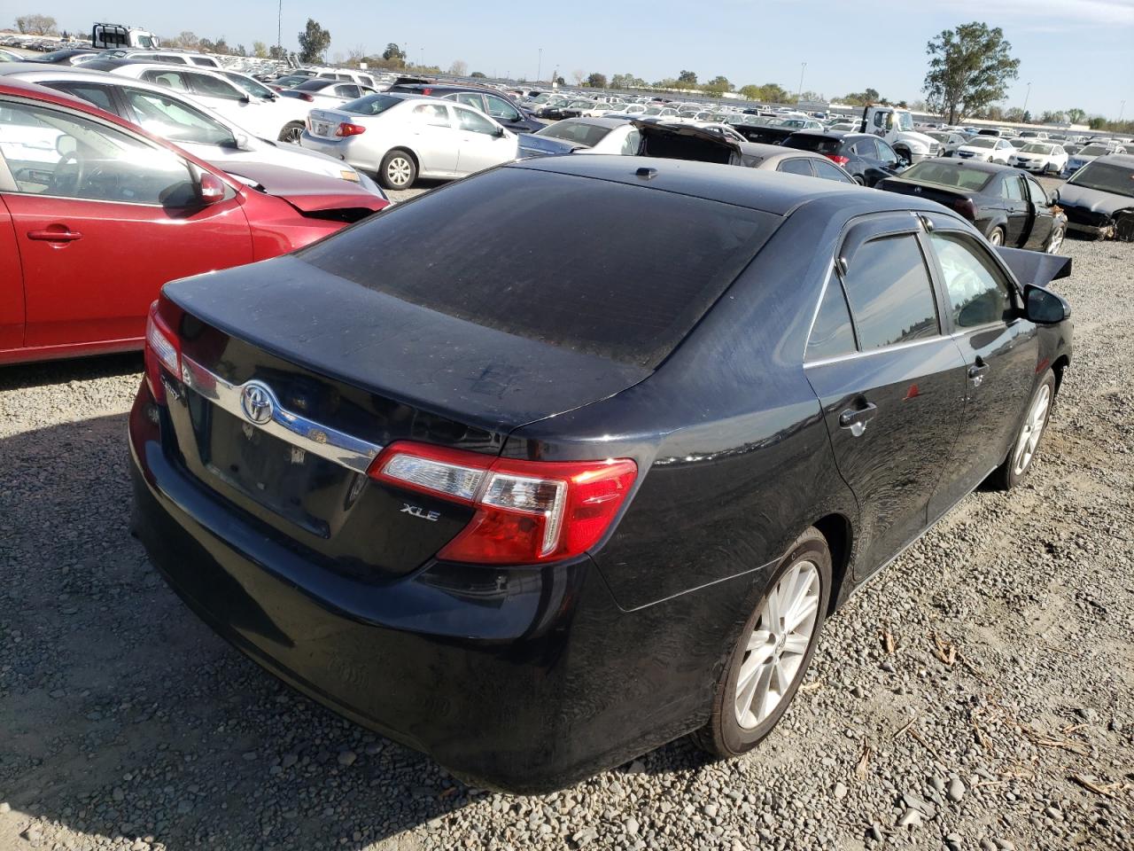 Photo 4 from auction – 2014 TOYOTA CAMRY L with VIN 4T4BF1FK7ER360373