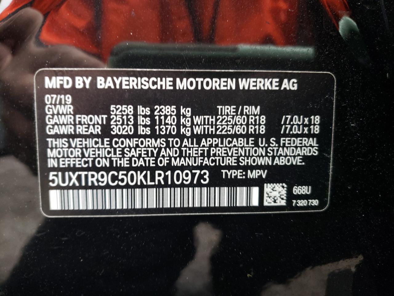 Photo 10 from auction – 2019 BMW X3 XDRIVE3 with VIN 5UXTR9C50KLR10973