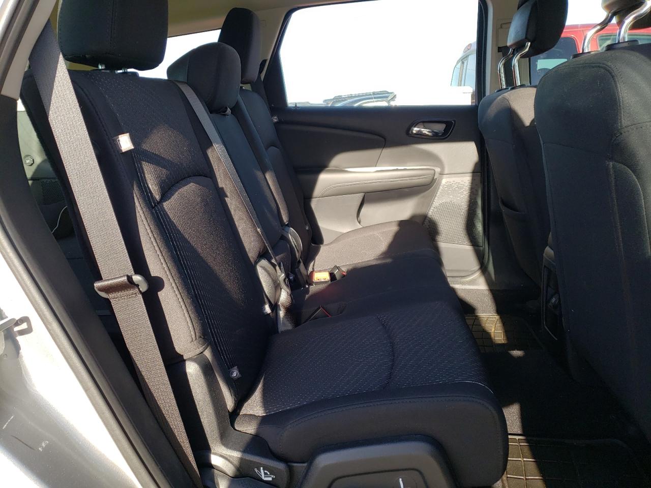 Photo 6 from auction – 2015 DODGE JOURNEY SE with VIN 3C4PDCAB1FT595618