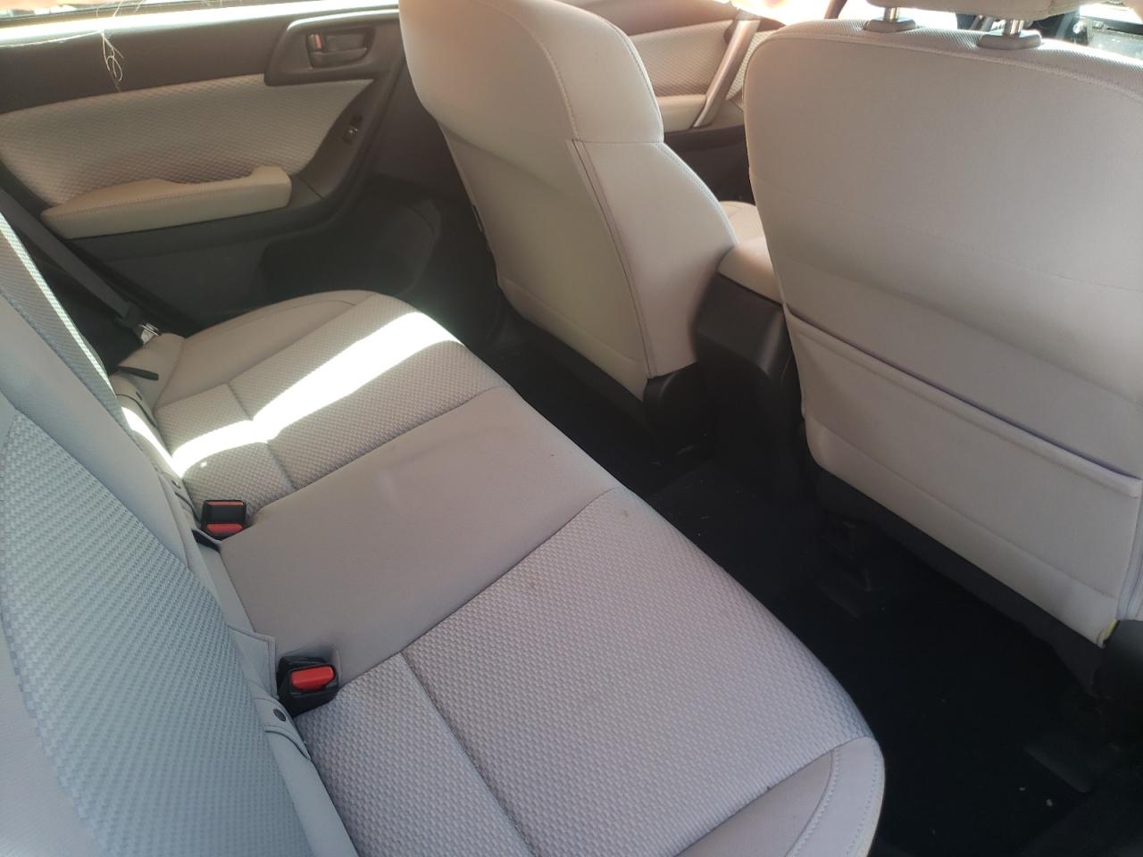 Photo 6 from auction – 2017 SUBARU FORESTER 2 with VIN JF2SJAGC4HH556791