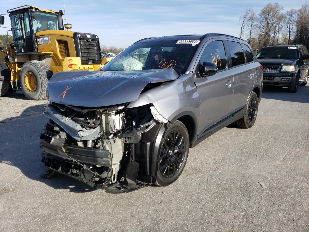 Photo 2 from auction – 2018 MITSUBISHI OUTLANDER with VIN JA4AD3A37JZ018909