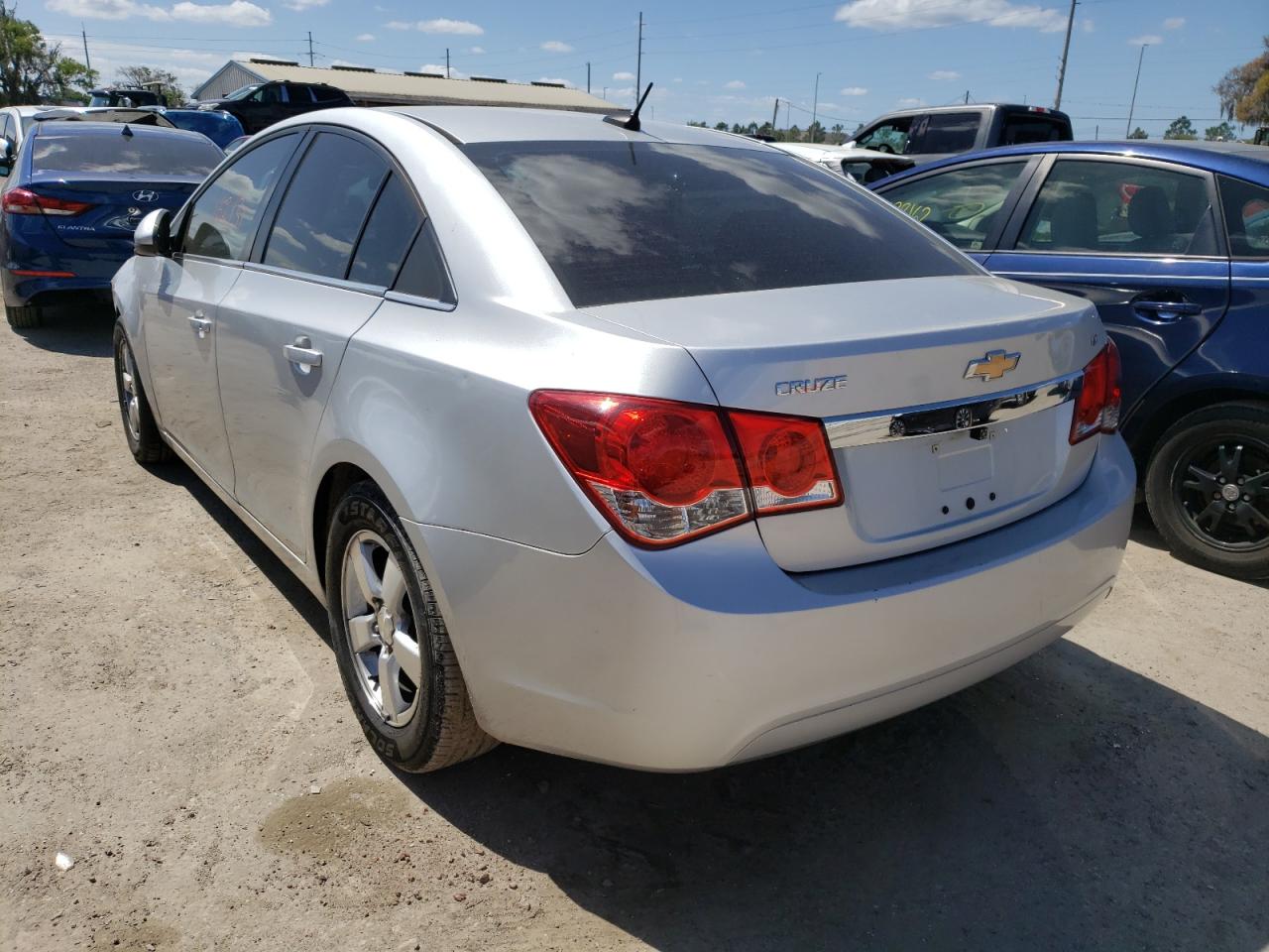 Photo 3 from auction – 2014 CHEVROLET CRUZE LT with VIN 1G1PC5SB3E7127737